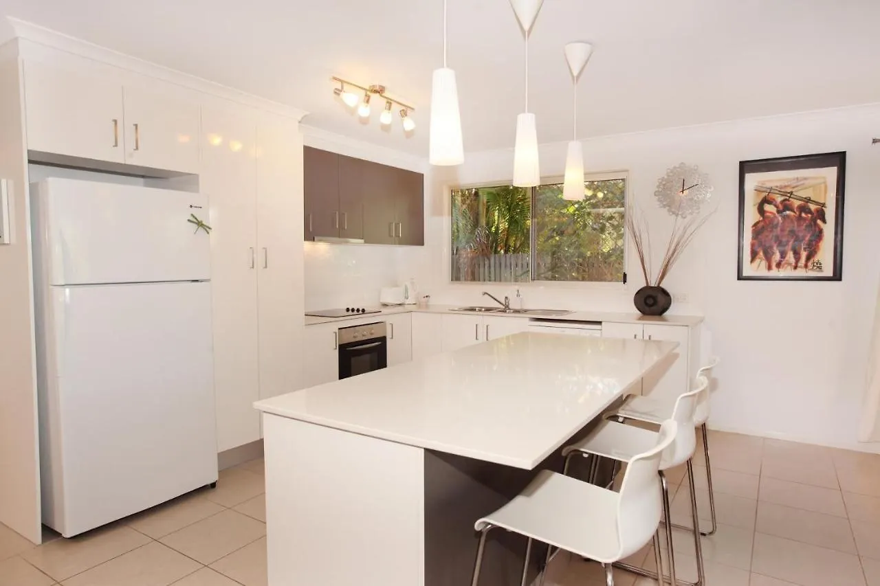 35 Santa Monica Avenue Villa Coolum Beach 0*,  Australia