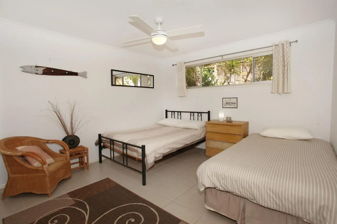 35 Santa Monica Avenue Villa Coolum Beach
