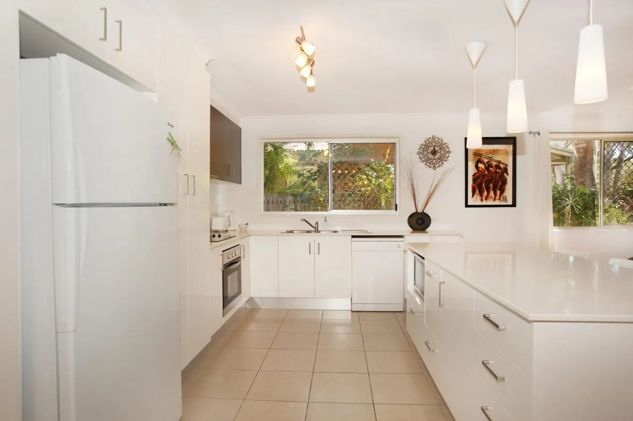 Vila 35 Santa Monica Avenue Coolum Beach Prázdninový dům